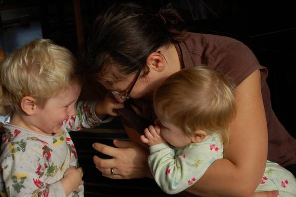 Sneaky T-Shirt Hands